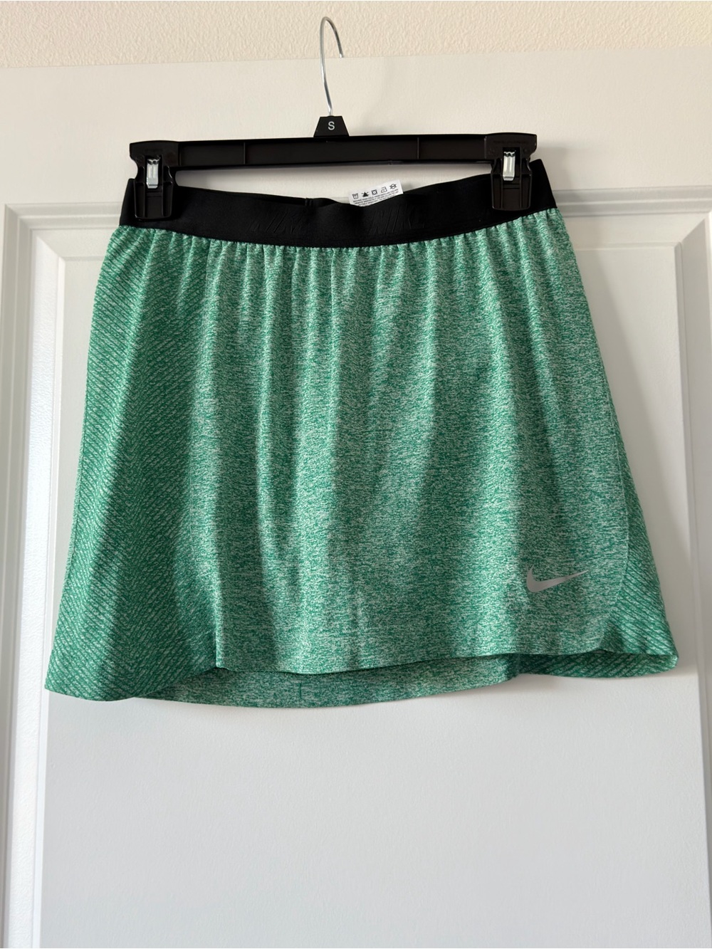 Nike Heathered Mint Green Skater Skirt with Black Waistband